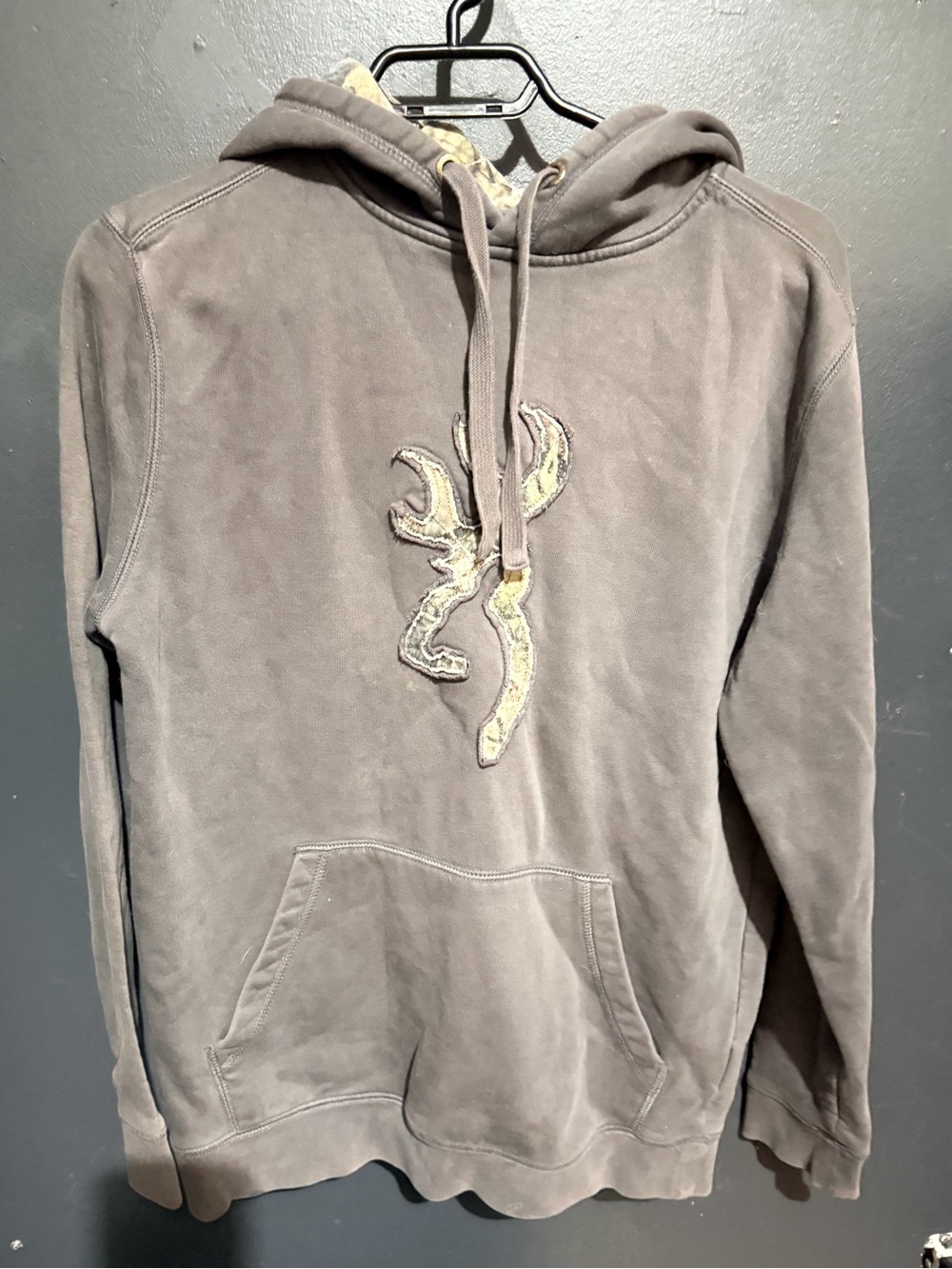 Vintage Browning hoodie deer head logo camo hunting